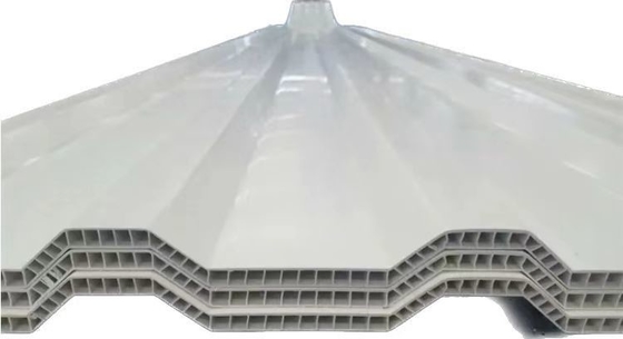 Épaisseur ondulée de la feuille 10mm de toit de cavité de mur de jumeau de PVC pour l'usine chimique de revêtement de mur