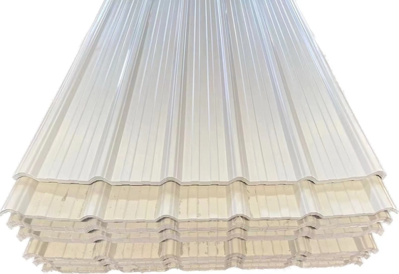 Feuille en plastique de toiture de PVC d'anti corrosion d'isolation thermique pour l'usine de carport