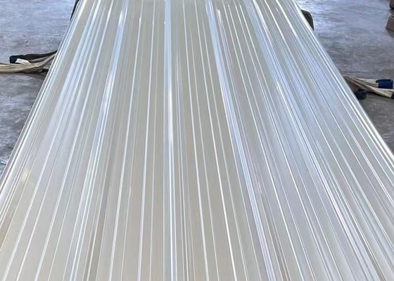 Les longues tuiles de toit de PVC de la durée de vie 2.0mm colorent le temps durable résistant