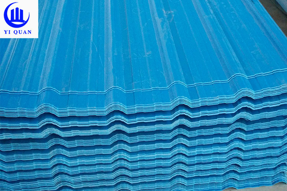 Feuille en plastique de toit de PVC 2.3mm de l'épaisseur résistante UPVC du vent pour le mur d'entrepôt