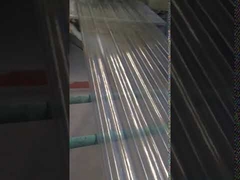 Plaque de toiture transparente en fibre de verre