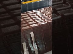 site d'usine avec lignes de production